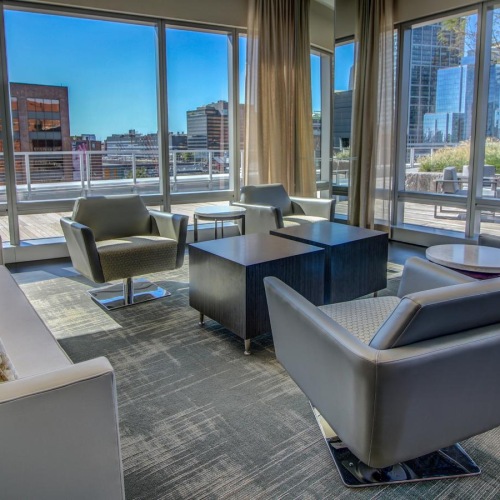 The Benjamin Boston luxury apartment - Sky Lounge with City Views