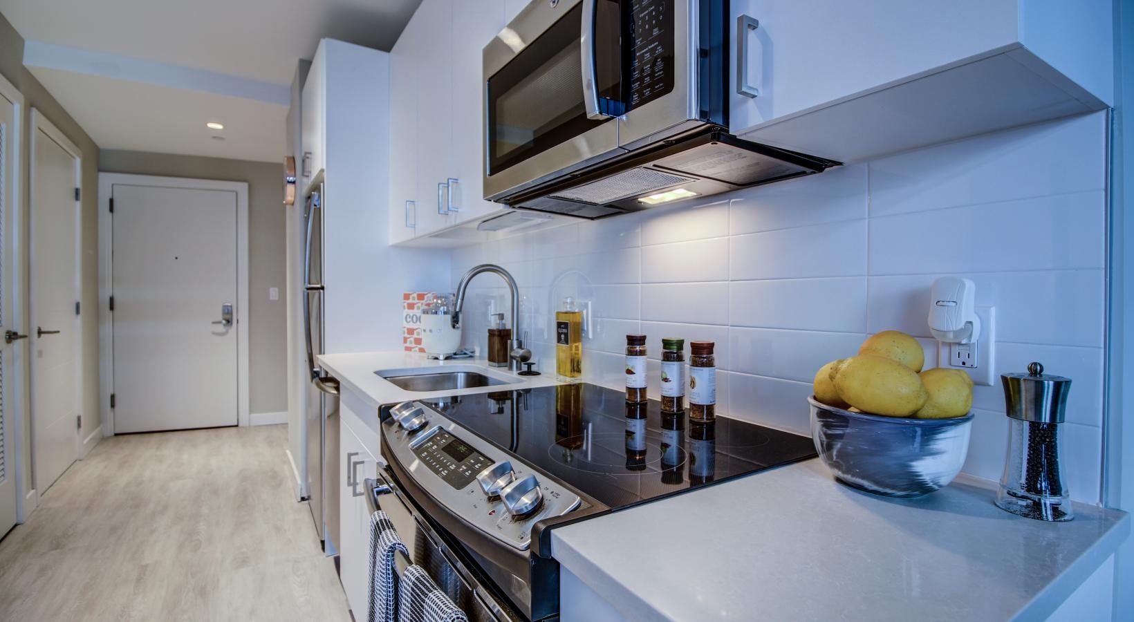 VIA Seaport Boston luxury apartment - Gourmet Kitchen