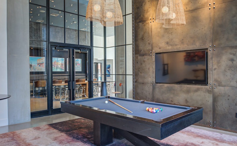 Watermark Seaport Boston luxury apartment - Billiards & Game Room